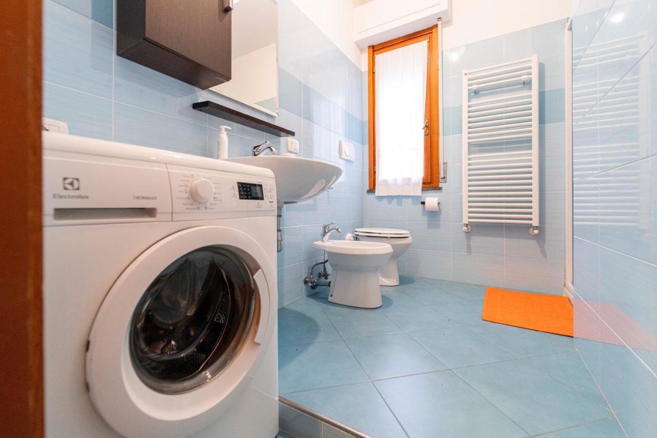 121 - Casa Levanto, 5 Minuti Dal Mare E Spiaggia Apartment Luaran gambar